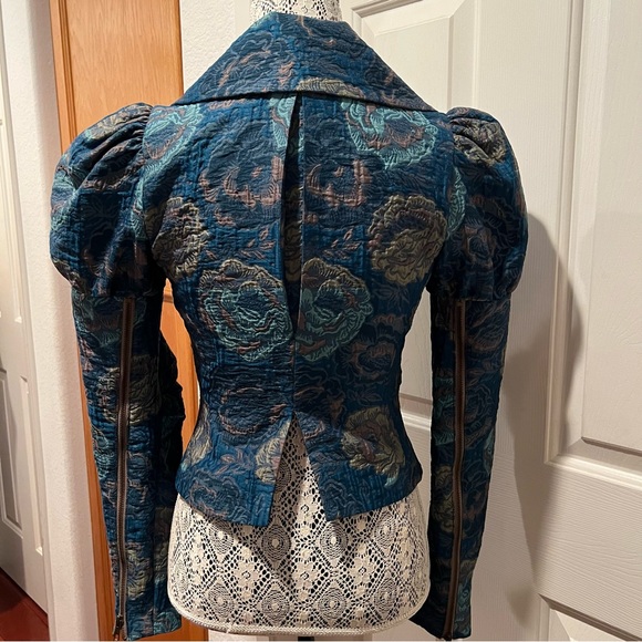 bebe Jacket - Picture 4 of 9